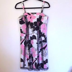 Vintage Y2K floral lace dress